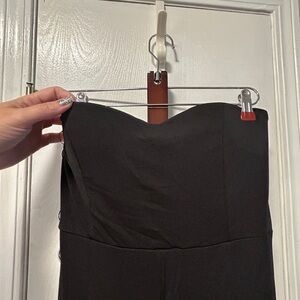 Elegant Black Maxi Dress sweetheart neckline and train. NWT size xl